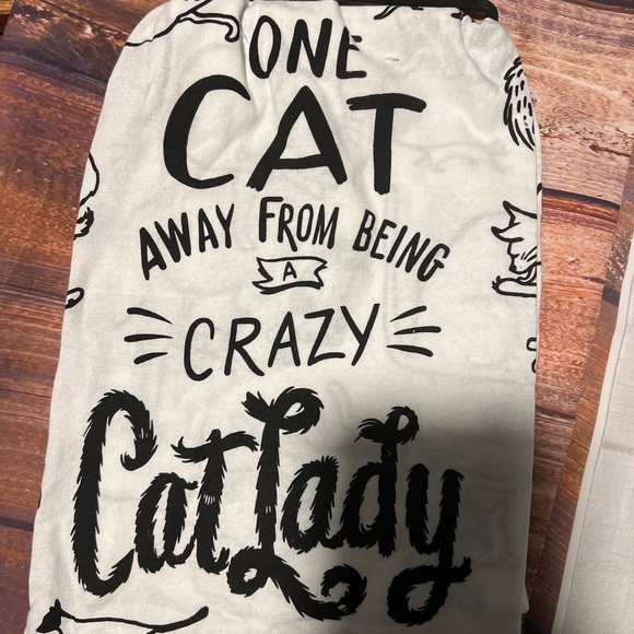 Primitives by Kathy Black and White Cat Clothing Accessory - Picture 1 of 2